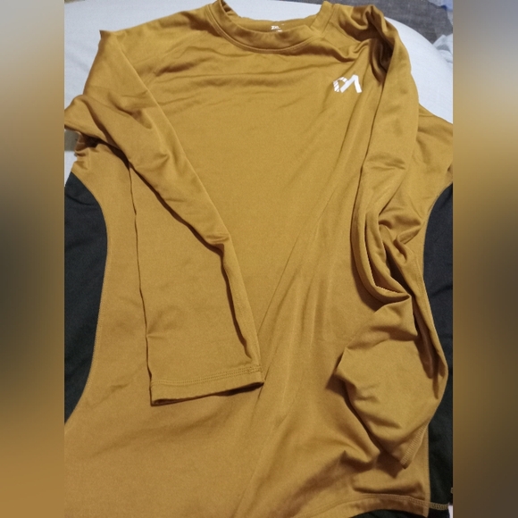 Other - Men's long sleeve 2xl top